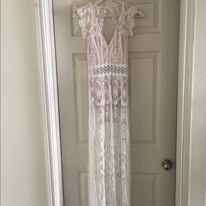 White lace dress